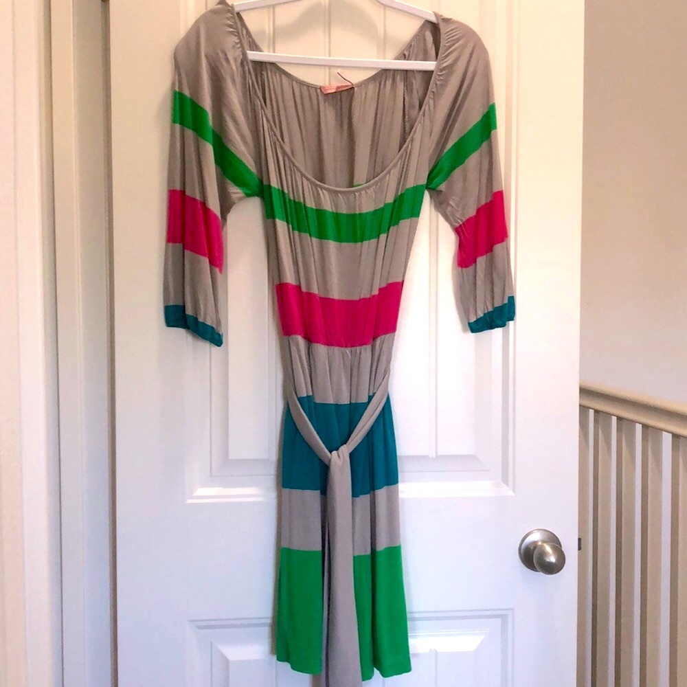 Juicy Couture dress fits perfectly for small and medium petite women